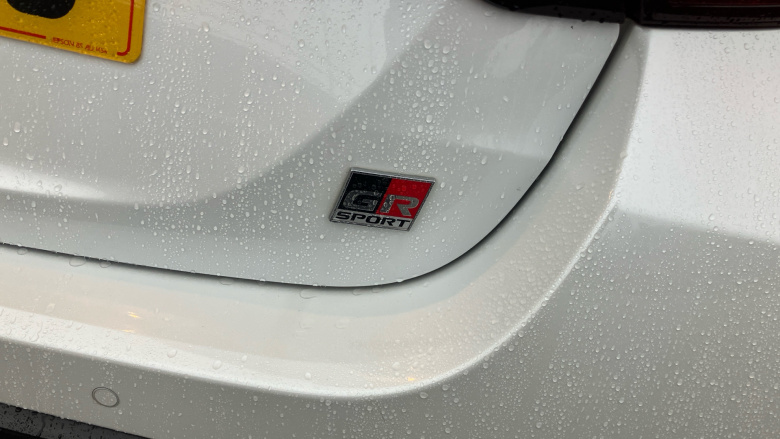 Toyota Yaris 1.5 Hybrid GR Sport 5dr CVT Hybrid Hatchback